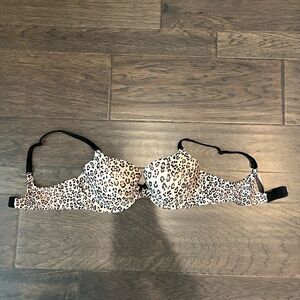 Leopard Print Bra with Black Straps NWT Victoria’s secret